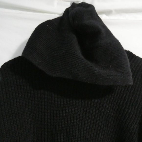 RETROD, medium, hooded striped black and white knit sweater - Picture 4 of 16